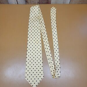 Burberrys of London Yellow Navy Polka Dot 100% Silk Tie Hand Sewn USA